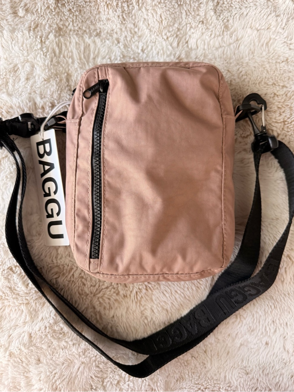 BAGGU Cocoa Sport Crossbody Bag